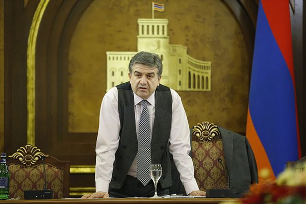 Карену Карапетяну представили инвестиционные программы регионов  - Sputnik Արմենիա