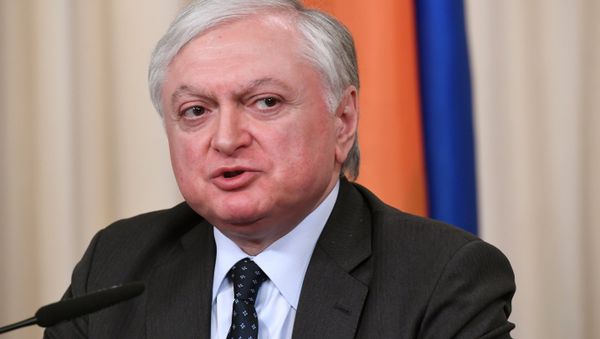 Министр иностранных дел Армении Эдвард Налбандян Министр иностранных дел Армении Эдвард Налбандян - Sputnik Армения