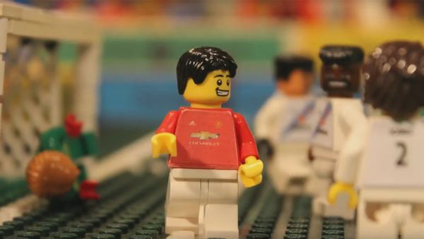 Гол Генриха Мхитаряна ударом скорпиона в формате LEGO - Sputnik Армения