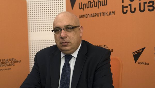 Хачатур Кокобелян в гостях у радио Sputnik Армения - Sputnik Արմենիա