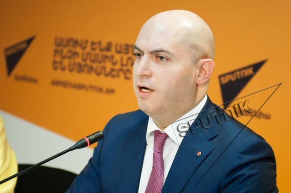 Армен Ашотян Армен Ашотян - Sputnik Արմենիա