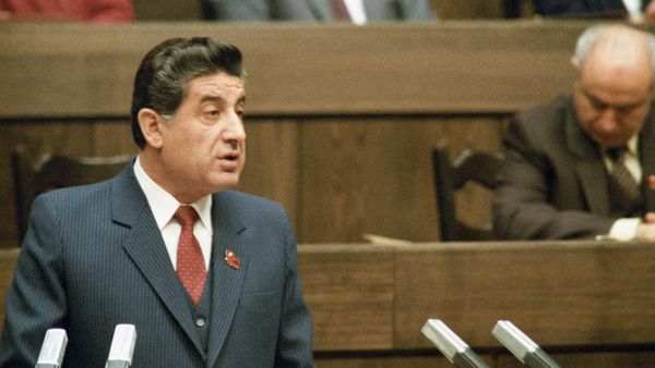 Первый секретарь ЦК Компартии Армении К.С.Демирчян - Sputnik Армения