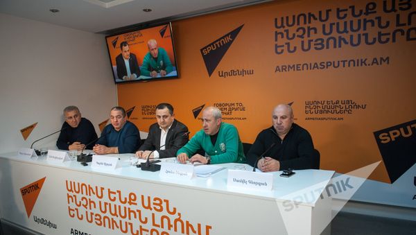 Геворг Алексанян, Левон Джулфалакян, Карен Гилоян, Грант Енокян и Самвел Геворкян - Sputnik Армения