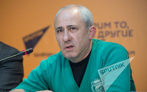 Грант Енокян Грант Енокян - Sputnik Армения