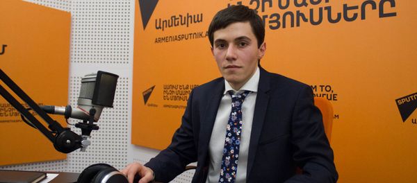 Вардан Геворкян в гостях у радио Sputnik Армения Вардан Геворкян в гостях у радио Sputnik Армения - Sputnik Արմենիա