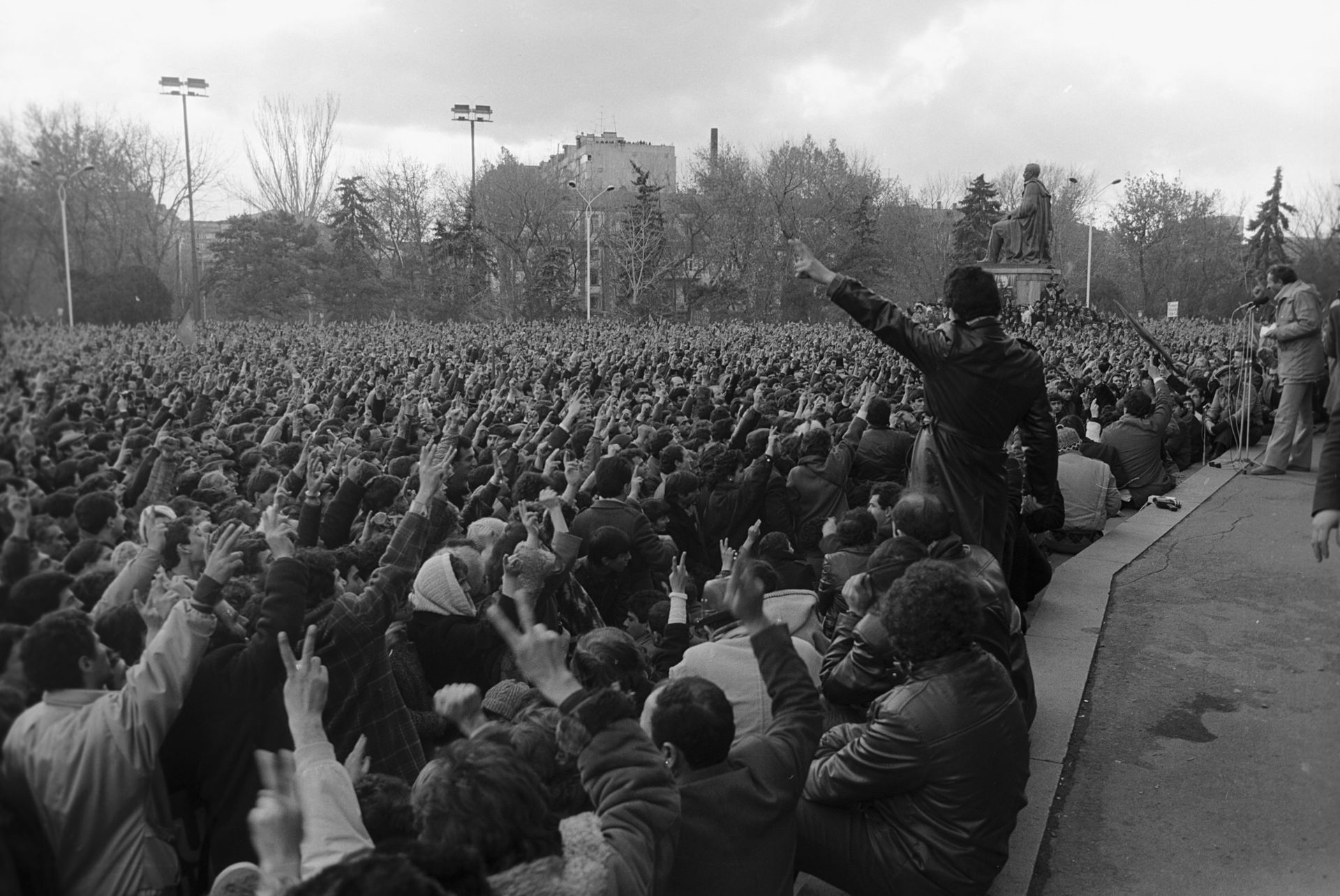 Карабах – армянская земля, или Как народ объединился в феврале 1988-го Карабах – армянская земля, или Как народ объединился в феврале 1988-го - Sputnik Армения, 1920, 20.02.2021