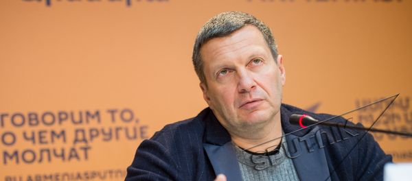 Владимир Соловьев в пресс-центре Sputnik Армения Владимир Соловьев в пресс-центре Sputnik Армения - Sputnik Армения