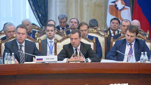 Спутник_Медведев о цене российского газа - Sputnik Армения