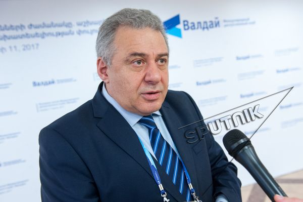 Коллективные игры: кто же займет пост Генсека ОДКБ —  вперед вырвались двое - Sputnik Армения