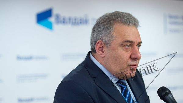 XI заседание клуба Валдай. Вагаршак Арутюнян XI заседание клуба Валдай. Вагаршак Арутюнян - Sputnik Армения