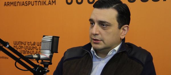 Армен Мурадян в гостях у радио Sputnik Армения Армен Мурадян в гостях у радио Sputnik Армения - Sputnik Արմենիա
