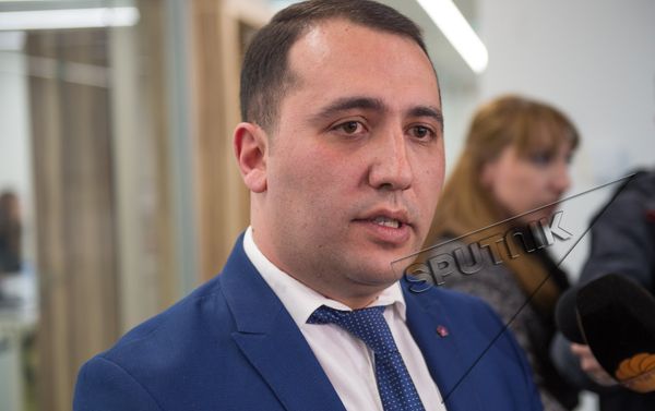 Президент Армении встретился с молодыми учеными Президент Армении встретился с молодыми учеными - Sputnik Армения