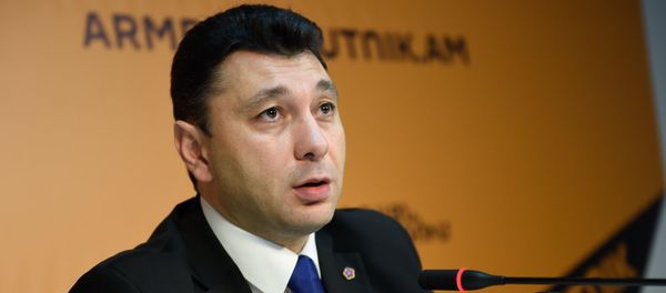 Эдуард Шармазанов Эдуард Шармазанов - Sputnik Армения