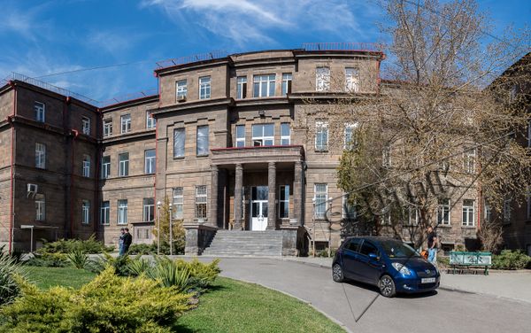 Թիվ 1 հիվանդանոցի շենքը - Sputnik Արմենիա