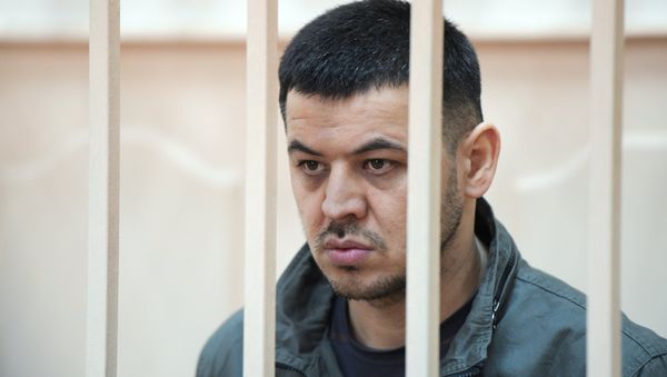 Рассмотрение ходатайства следствия об аресте предполагаемых соучастников теракта в метро Санкт-Петербурга - Sputnik Արմենիա