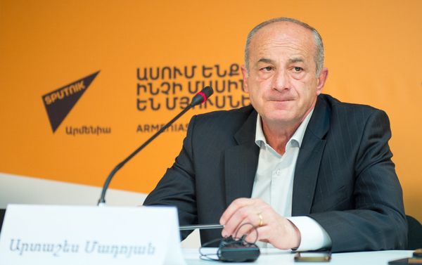 Арташес Мадоян - Sputnik Армения