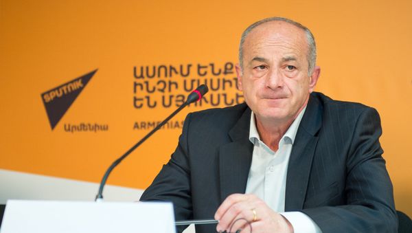 Арташес Мадоян - Sputnik Армения