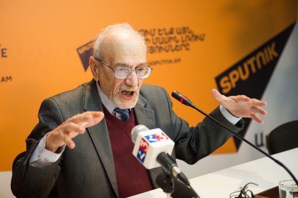 Армен Погосян  - Sputnik Армения