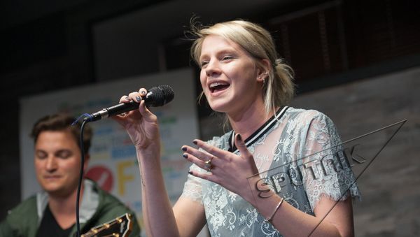 Певица Левина в Ереване - Sputnik Армения