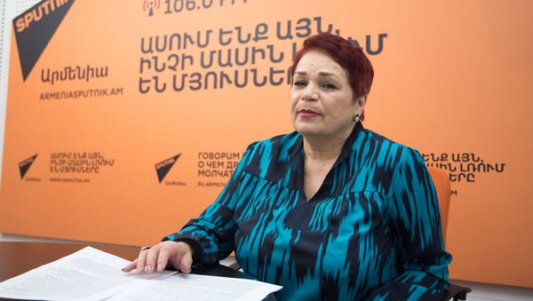 Ирина Цатурян в гостях у радио Sputnik Армения - Sputnik Արմենիա