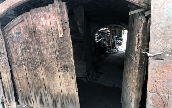 Старые дома по адресу Кочиняна Старые дома по адресу Кочиняна - Sputnik Армения