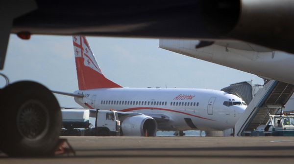 Самолет частной грузинской авиакомпании Airzena - Georgian Airways - Sputnik Армения