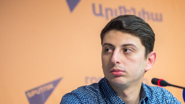 Нарек Ахназарян - Sputnik Արմենիա
