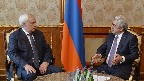 ПРЕЗИДЕНТ СЕРЖ САРГСЯН ПРИНЯЛ ГУБЕРНАТОРА САНКТ-ПЕТЕРБУРГА ГЕОРГИЯ ПОЛТАВЧЕНКО - Sputnik Армения