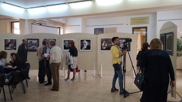Выставка Владимира Плотникова в Ереване - Sputnik Армения
