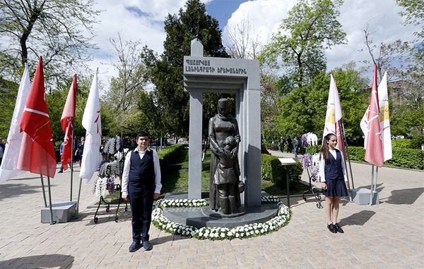 Նրանց վրայով տանկեր էին անցնում. ինչպե՞ս էին հայերը կռվում Լենինգրադի համար - Sputnik Արմենիա