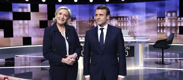 Emmanuel Macron et Marine Le Pen Emmanuel Macron et Marine Le Pen - Sputnik Армения