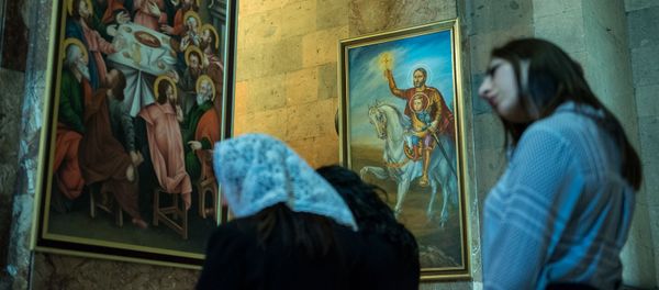 Молитва победы в армянской церкви Сурб Саркис Молитва победы в армянской церкви Сурб Саркис - Sputnik Армения