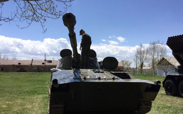 Показ военной техники на территории российской военной базы в Гюмри - Sputnik Армения