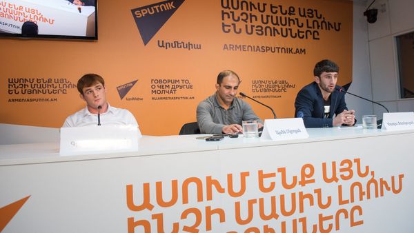 Григор Григорян, Армен Мкртчян и Володя Франгулян - Sputnik Армения