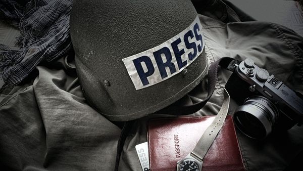 Пресса. Военная каска Пресса. Военная каска - Sputnik Армения