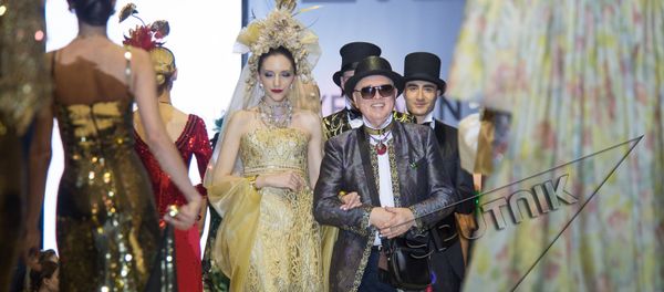 Неделя моды Golden Lace в рамках VII ювелирной выставки Yerevan Show. Вячеслав Зайцев Неделя моды Golden Lace в рамках VII ювелирной выставки Yerevan Show. Вячеслав Зайцев - Sputnik Армения
