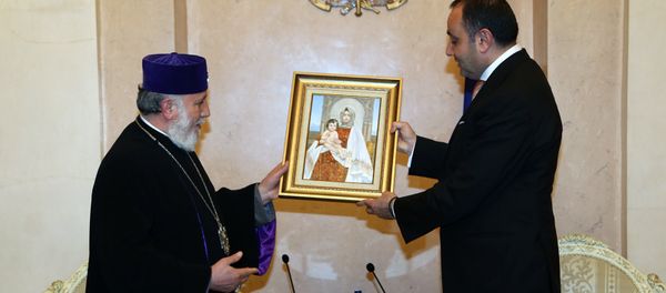 Верховный патриарх и Католикос всех армян Гарегин II встретился с послом Армении в России Варданом Тоганяном - Sputnik Армения