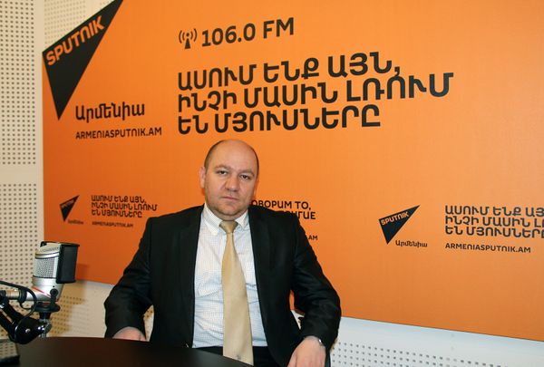 Вилен Хачатрян в гостях у радио Sputnik Армения - Sputnik Արմենիա