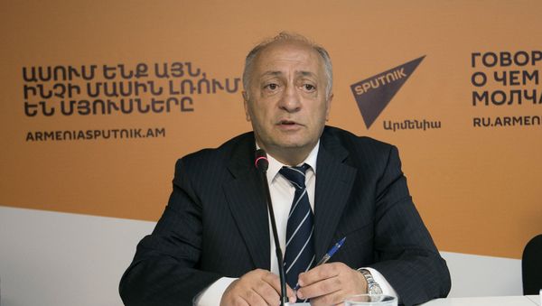 Карен Асоян. Пресс-конференция о сотрудничестве РФ и РА в ювелирном деле в ЕАЭС - Sputnik Արմենիա