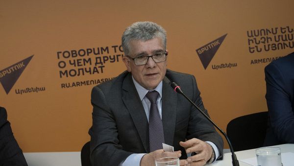 Гагик Мкртчян. Пресс-конференция о сотрудничестве РФ и РА в ювелирном деле в ЕАЭС - Sputnik Արմենիա