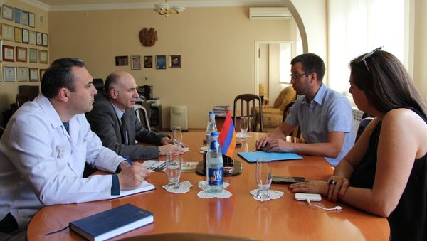 Алекс Шнайдер в Армении - Sputnik Արմենիա