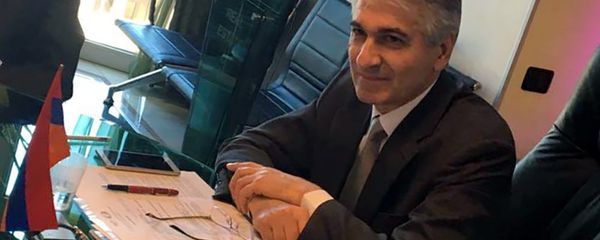 Гагик Макарян. Заседание на тему Экономика и предпринимательство с участием представителей Болгарии, Польши, Латвии, Украины, Беларуси и Казахстана - Sputnik Արմենիա
