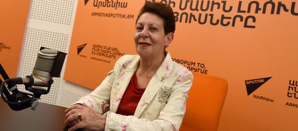 Анаит Бахшян в гостях у радио Sputnik Армения - Sputnik Արմենիա