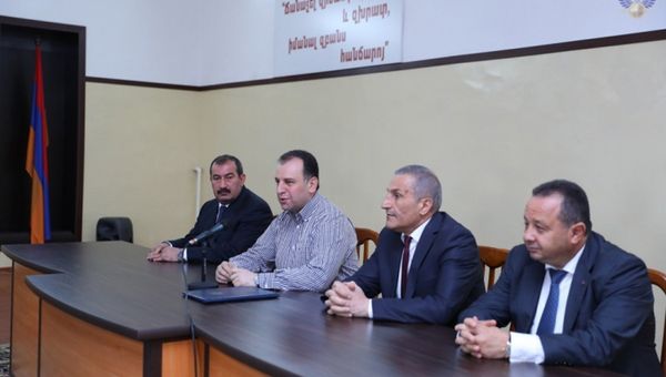 Виген Саргсян, Артур Багдасарян - Sputnik Արմենիա
