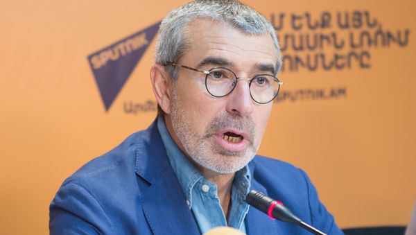 П/к известного российского музыканта, бизнесмена и мецената, лидера группы D'Black Blues Orchestra Владимира Аветисяна - Sputnik Армения
