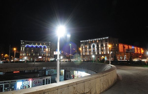 Գարեգին Նժդեհի հրապարակը` նոր, ժամանակակից լուսավորությամբ - Sputnik Արմենիա