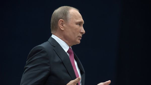 Президент РФ Владимир Путин - Sputnik Армения