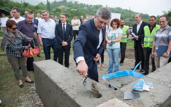 Проект UNDP Развитие местных общин: Учесть мнение каждого при финансовой поддержке Российской Федерации Проект UNDP Развитие местных общин: Учесть мнение каждого при финансовой поддержке Российской Федерации - Sputnik Армения