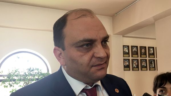 Грайр Антонян - Sputnik Արմենիա