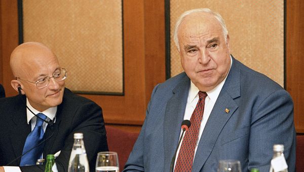 Экс-канцлер Германии Гельмут Коль - Sputnik Армения